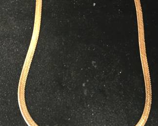 Large 14kt gold Herring bone necklace with diamonds on clasp 