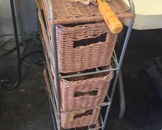 4 tier shelf with baskets 