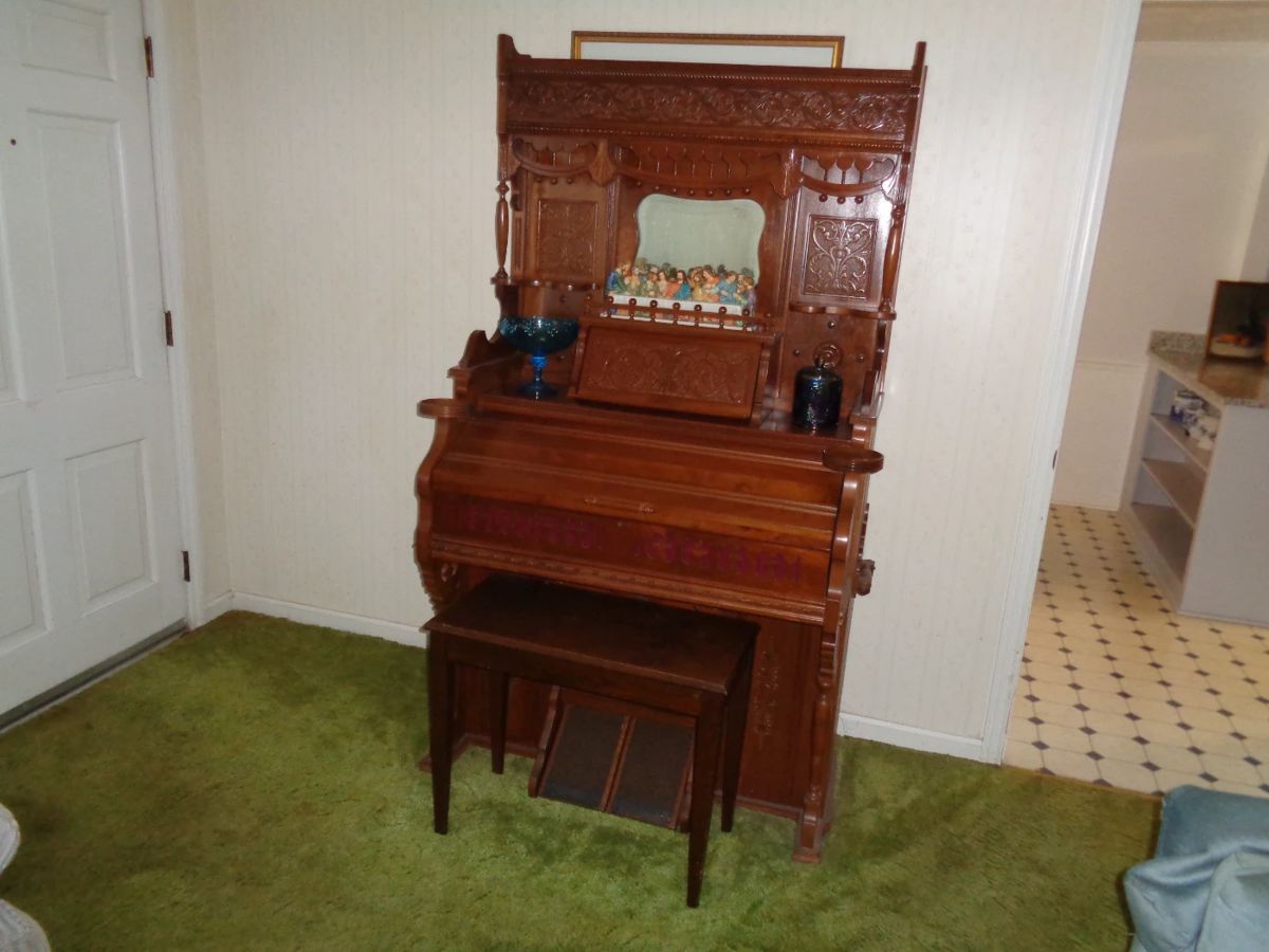 Hamilton Mill Antique Pump Organ Restored