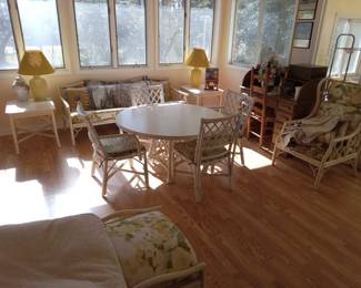 HAMILTON MILL WICKER FURNITURE SET