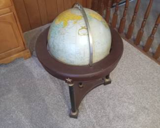 HAMILTON MILL ANTIQUE WORLD GLOBE