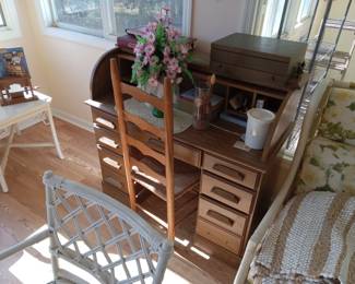 HAMILTON MILL ROLL TOP VINTAGE HARDWOOD DESK