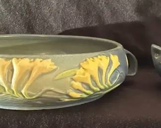 Roseville Blue Freesia Dishes