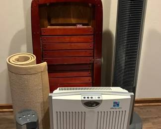 Wooden Step Ladder Air Purifier Fan and Rug
