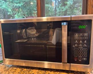 Chefmate Microwave Oven