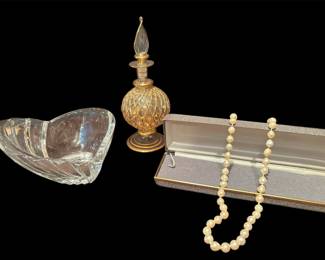 Pearl Necklace Hand Blown Glass Perfume Bottle And Heart Bowl