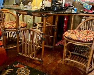 Rattan table with 2 chairs