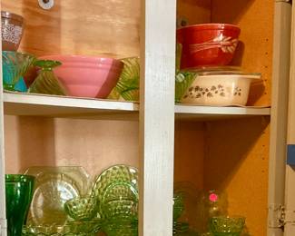 Green uranium glass, Pyrex pieces