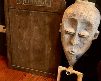 sign, water sprinkler