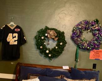 wreaths, saints jersey