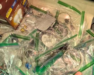 Better pictures of the jewelry coming soon! there are over 500 pieces of jewelry! quality items! priced to sell