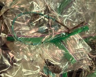 Better pictures of the jewelry coming soon! there are over 500 pieces of jewelry! quality items! priced to sell