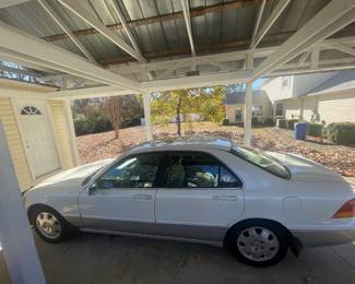 1998 Acura RL 3.5 Special Edition 4dr Sedan - 150,000 MILES. OFFERS ONLY.