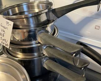 #74	Amway Queen Cook Set - pc set	 $ 95.00 																												