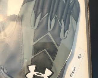 #103	Auburn 2008 Auburn A-Day Game Memorabilia Shadow Box	 $ 100.00 																												