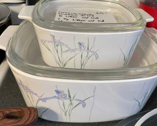 #75	Corningware Shadow Iris - 5 letter w/lid and 1.5 liter w/lid	 $ 25.00 																												