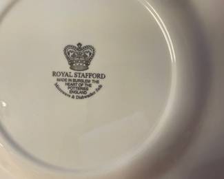 #76	Set of 4 - 8.5" Royal Stafford Red Poppy Salad/dessert plates.	 $ 20.00 																												