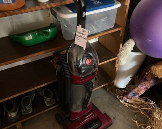 #80	Hoover Wind Tunnel Vac	 $ 34.00 																												