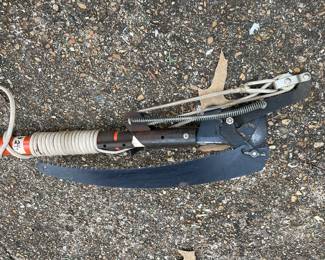 #89	Pole Saw	 $ 24.00 																												