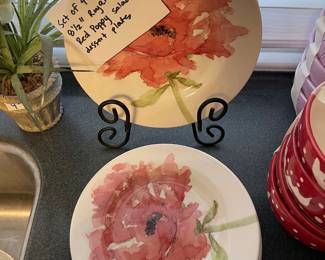 #76	Set of 4 - 8.5" Royal Stafford Red Poppy Salad/dessert plates.	 $ 20.00 																												