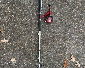 #86	Competitor Spinning Combo Reel 	 $ 25.00 																												