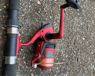 #86	Competitor Spinning Combo Reel 	 $ 25.00 																												