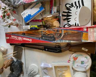 #84	Crosman 2100 Classic - air rifle	 $ 45.00 																												