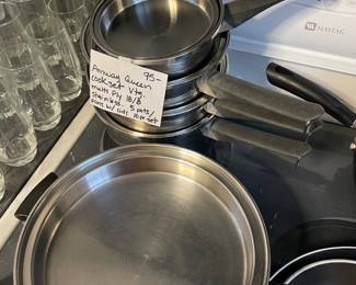 #74	Amway Queen Cook Set - pc set	 $ 95.00 																												