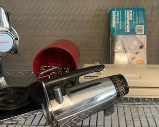 "Ravishing Rhodes Hill " in Martinez, GA Starts Closing Mon 12/8 at 8p.Pickup is Wed 12/10 from 2-6pm.  Please click here to view more photos, descriptions, and current bids:  https://ctbids.com/estate-sale/40812