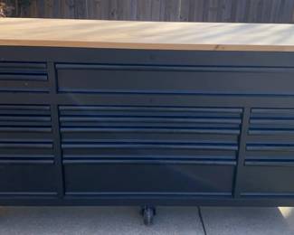 "Ravishing Rhodes Hill " in Martinez, GA Starts Closing Mon 12/8 at 8p.Pickup is Wed 12/10 from 2-6pm.  Please click here to view more photos, descriptions, and current bids:  https://ctbids.com/estate-sale/40812