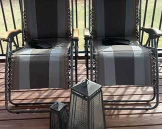 "Ravishing Rhodes Hill " in Martinez, GA Starts Closing Mon 12/8 at 8p.Pickup is Wed 12/10 from 2-6pm.  Please click here to view more photos, descriptions, and current bids:  https://ctbids.com/estate-sale/40812