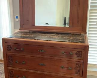 "Ravishing Rhodes Hill " in Martinez, GA Starts Closing Mon 12/8 at 8p.Pickup is Wed 12/10 from 2-6pm.  Please click here to view more photos, descriptions, and current bids:  https://ctbids.com/estate-sale/40812