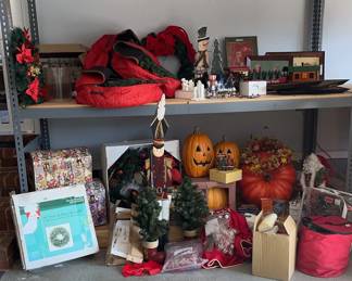 "Ravishing Rhodes Hill " in Martinez, GA Starts Closing Mon 12/8 at 8p.Pickup is Wed 12/10 from 2-6pm.  Please click here to view more photos, descriptions, and current bids:  https://ctbids.com/estate-sale/40812