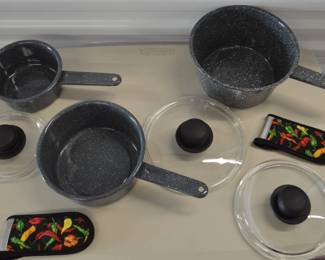 camping pots with lids 