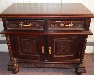 Side Board cabinet or locking liquor cabinet 