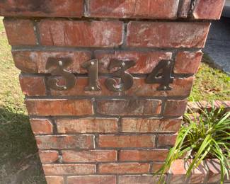 Please do not block mailboxes!