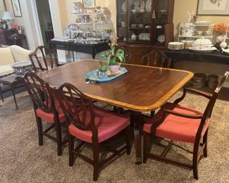 Fabulous dining table and chairs