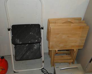 Snack Tables, Step stool