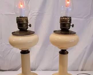 "Aiken Vintage Treasures" in Aiken, SC Starts Closing Tue 12/9 at 8p. Pickup is Thu 12/11 from 3-6p.  Please click here for more photos, descriptions, and current bids:  https://ctbids.com/estate-sale/40888