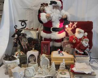 "Aiken Vintage Treasures" in Aiken, SC Starts Closing Tue 12/9 at 8p. Pickup is Thu 12/11 from 3-6p.  Please click here for more photos, descriptions, and current bids:  https://ctbids.com/estate-sale/40888