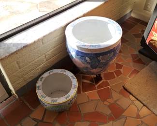 Oriental style flower pots
