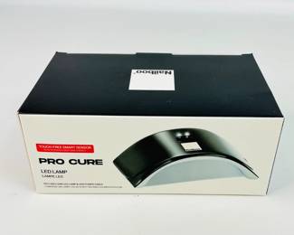 The Nailboo Pro Cure LED Lamp is a portable, high-performance curing lamp that delivers salon-quality results for gel manicures and pedicures. Nailboo dip not included.