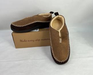 Everfoams Men's Microsuede Slippers- Tan, size 11.