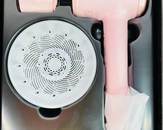 The Wavytalk High Speed Hair Dryer D9 (pink) is a professional-grade blow dryer designed for ultra-fast drying, frizz control, and salon-quality styling. Factory sealed; opened for photos. 