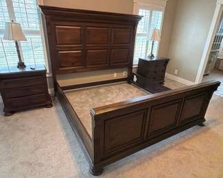 42Dec 01 2025 08 24pm126M