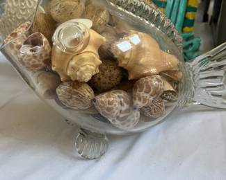 111Dec 03 2025 09 14pmaXJW