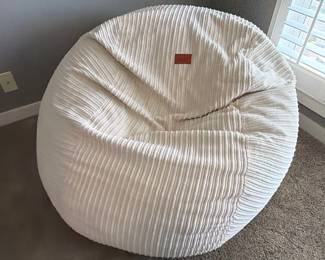 34Dec 01 2025 07 10pmQ5is