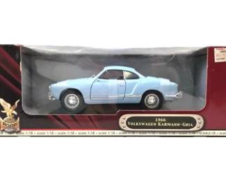 VW Karmann-Ghia Model 1:18