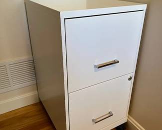 White Staples Locking Metal File Cabinet with Key
