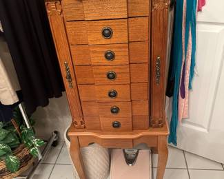 Jewelry, chest jewelry, armoire shown closed nice small footprint